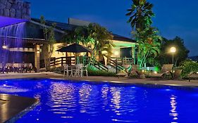 Hotel Três Palmeiras